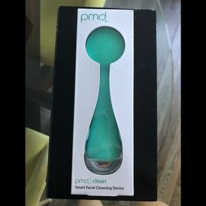 Brand New PMD Clean Facial Cleansing Brush